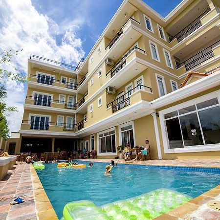 Mad Monkey Hostel Kampot (Adults Only) מראה חיצוני תמונה