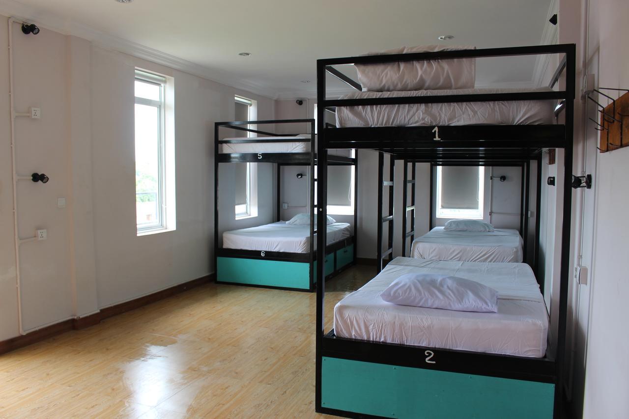 Mad Monkey Hostel Kampot (Adults Only) מראה חיצוני תמונה