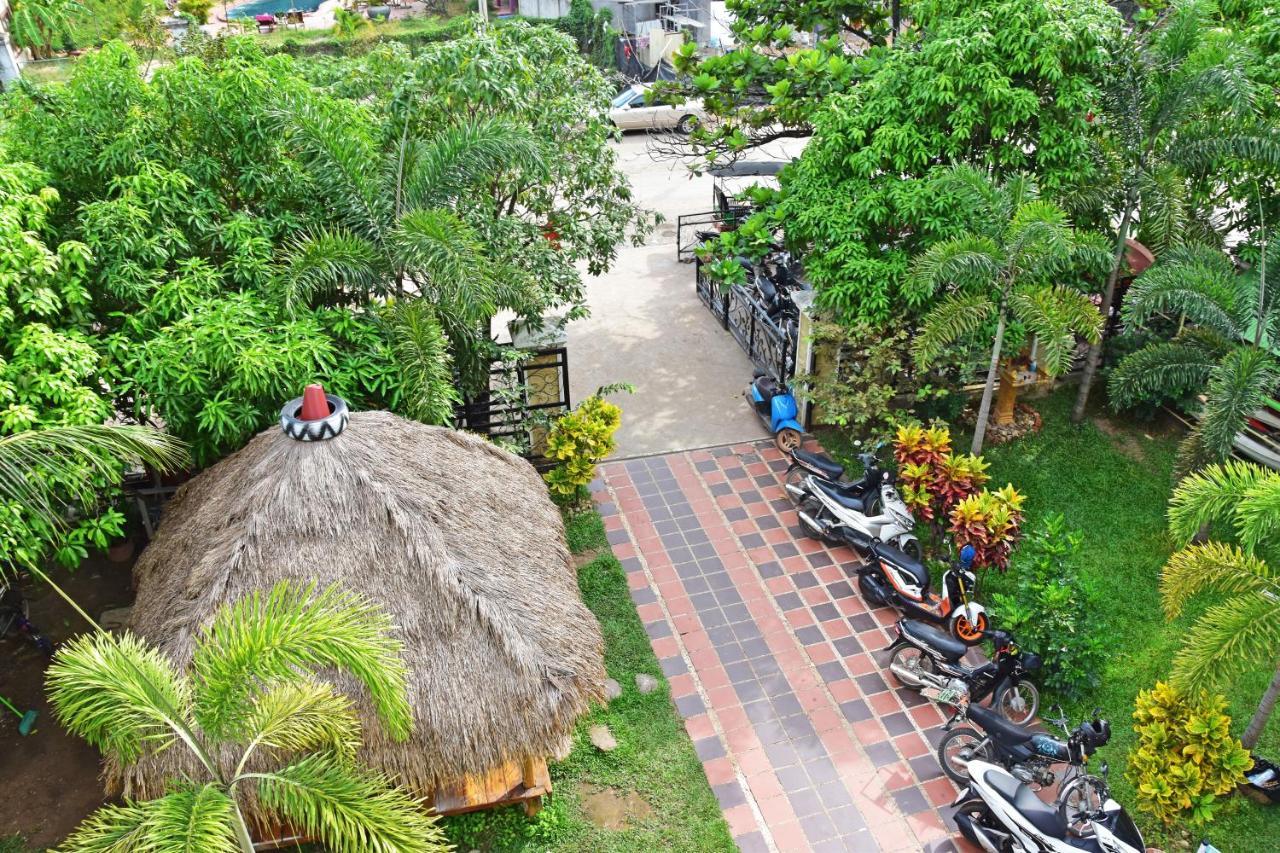 Mad Monkey Hostel Kampot (Adults Only) מראה חיצוני תמונה