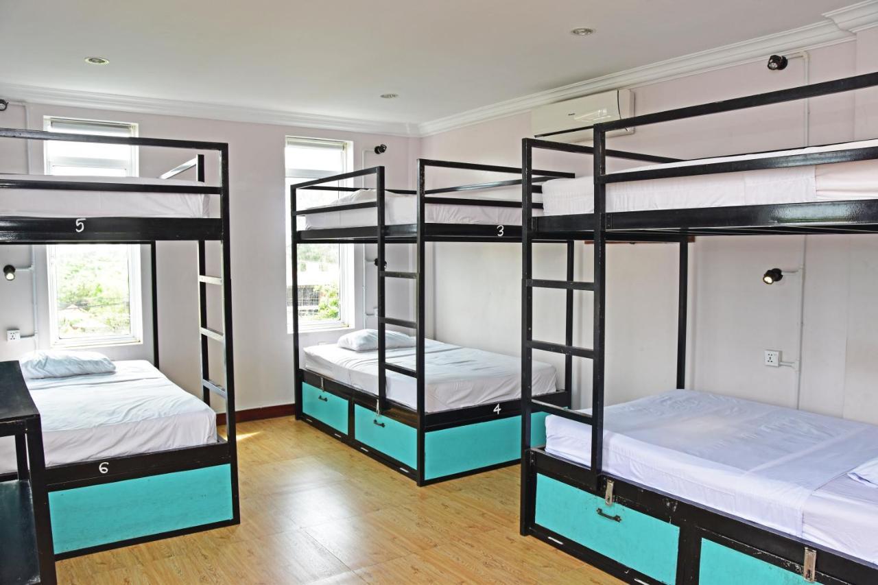 Mad Monkey Hostel Kampot (Adults Only) מראה חיצוני תמונה